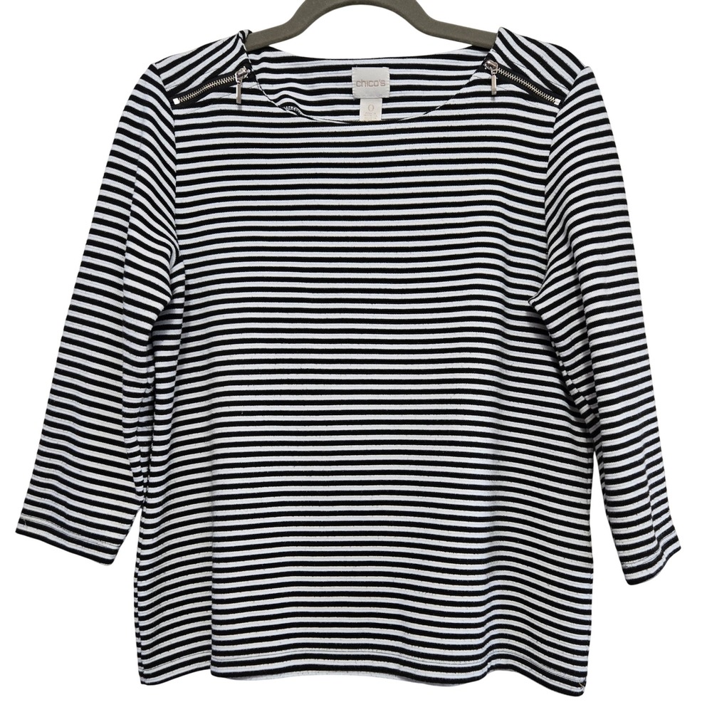 Chicos Coastal Striped Knit Top Black White Zipper Shoulder 3/4 Sleeve Size 0/S
